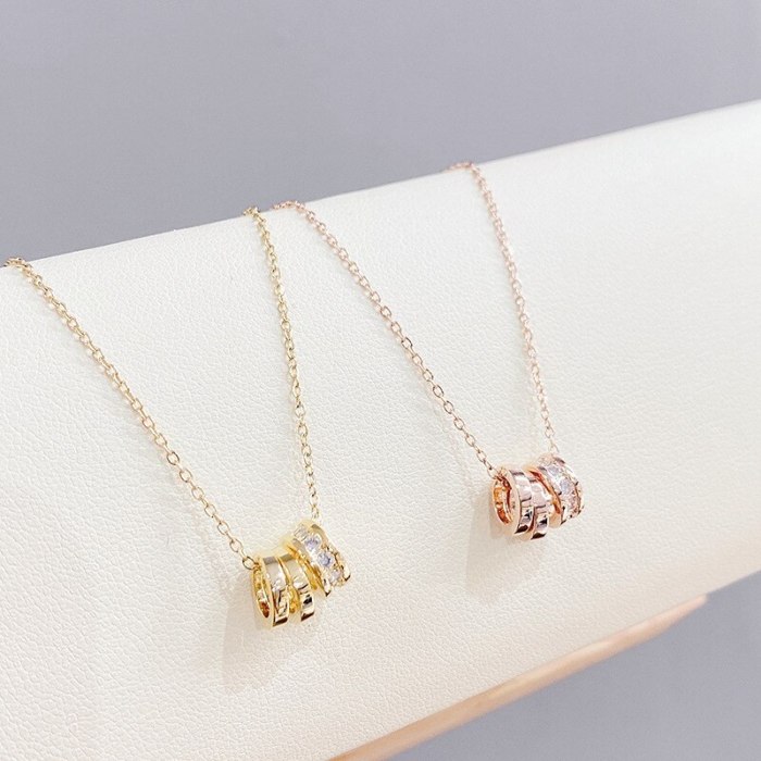 Fashion Korean Style Three-Ring Necklace Women's Multi-Ring Pendant Rose Gold Small Waist Clavicle Chain Jewelry