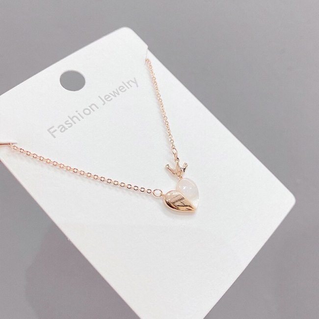 Fashionable Simple Electroplated Real Gold Shell Peach Heart Necklace Elegant Short All-Match Clavicle Chain Female Jewelry
