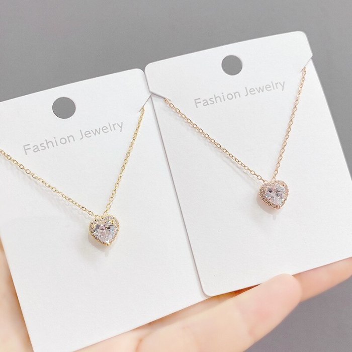 American New Style Micro Inlaid Zircon Heart Necklace Fashion Queen Necklace Female Peach Heart Pendant Clavicle Chain
