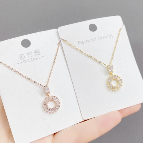 European Simple Elegant Circle Micro Inlaid Zircon Necklace for Women New Personalized Fashion round Clavicle Chain Jewelry