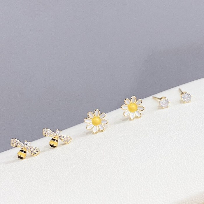 S925 Silver Needle Little Daisy Ring 3 Pcs/set Stud Earrings Personality Bee Earrings Jewelry for Women