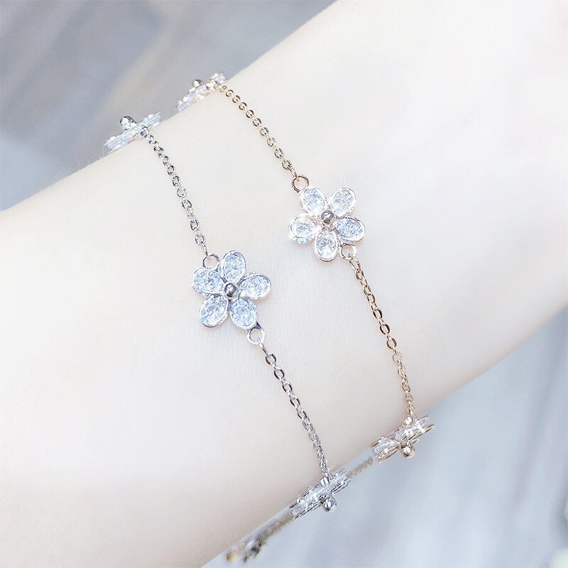 Fashion Bracelet Women's Simple Sweet Fresh Student Girlfriends Bracelet Flash Diamond Flower Bracelet Bangle 048