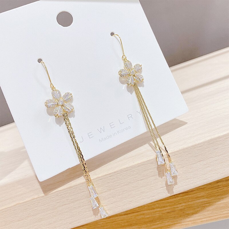 Earrings New Trendy Temperamental Tassels Butterfly Petals Sterling Silver Needle Stud Earrings for Women