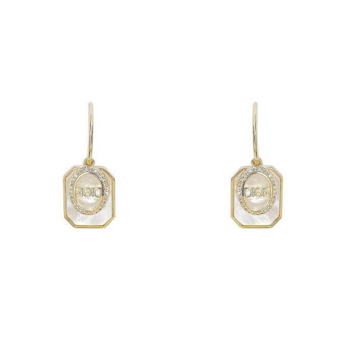 Sterling Silver Needle Stud Earrings Elegance Retro Geometric Square Shell Stud Earrings All-Match Silver Ear Jewelry Women
