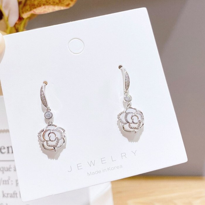 Sterling Silver Needle Stud Earrings Chalcedony Flower Earrings Long Delicate Earrings Electroplated Real Gold Earrings