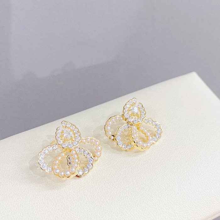 Geometric Full Diamond Ear Clip Fashion French Pearl Stud Earrings Women 'S Retro Sterling Silver Needle Temperament Earrings