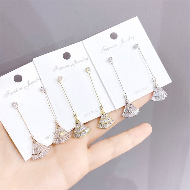 Small Fan Internet Celebrity Eardrops Earrings Sterling Silver Needle Simple and Elegant Earrings Female Zircon Micro-Inlaid
