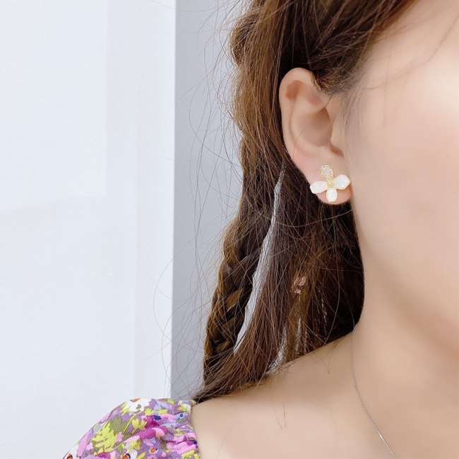 Sterling Silver Needle Micro-Inlaid Diamond Handmade Petal Flower Earrings Ear Studs Female Earrings