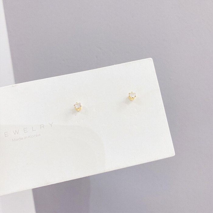 New Sterling Silver Needle Gold Three Pairs Female Stud Earrings Simple All-Match Daisy Delicate Earrings