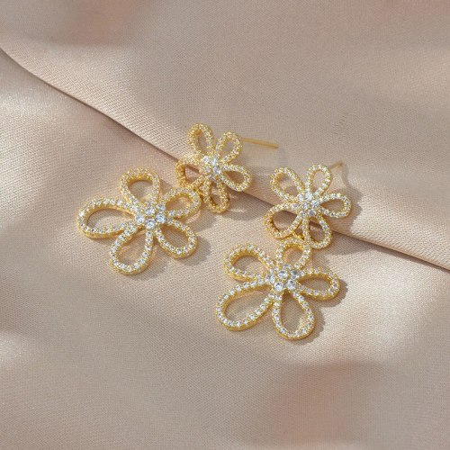 European Fashion Retro Stud Earrings Zircon Inlaid Personality Flower Earrings Ethnic Style Earrings Fashion