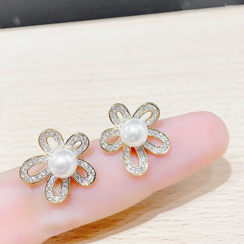 Korean Style Fashion S925 Silver Needle Personalized Creative Stud Earrings Rhinestone Pearl Zircon Earrings for Women