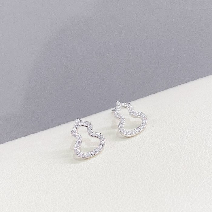 Korean Earrings Sterling Silver Needle Elegant Earrings Women's Earrings Three Pairs of Zircon Earrings Gold Plated