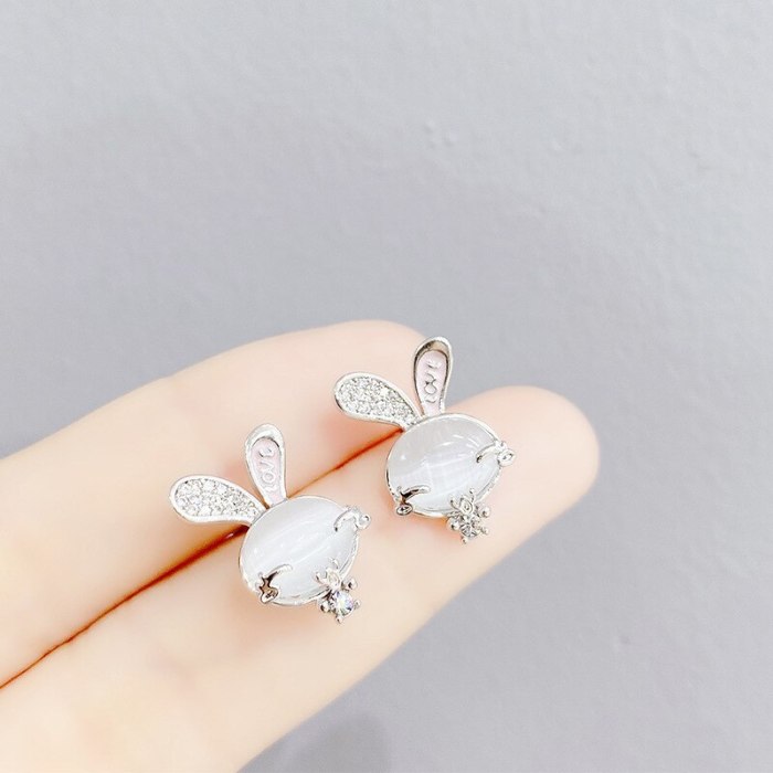 Fashion Design Opal Rabbit Stud Earrings Sterling Silver Needle Earrings Graceful Hypoallergenic Women's Earrings