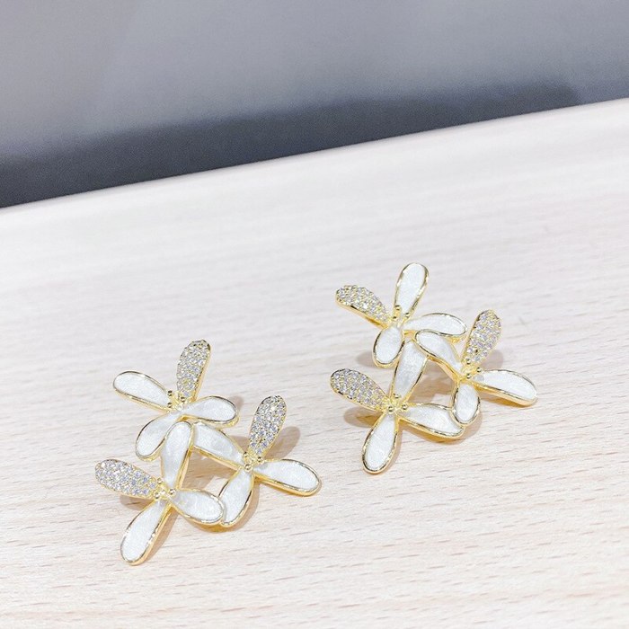 Sterling Silver Needle Flower Stud Earrings for Women New Trendy Fresh Earrings Daisy Petal Ear Accessory