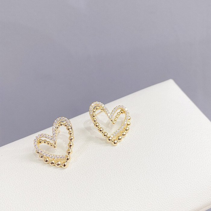 Korean-Style Heart-Shaped Earrings 925 Silver Needle Temperament Super Shiny Zircon Heart Love Heart Stud Earrings for Women