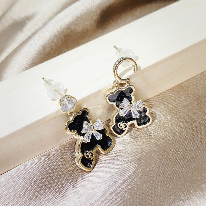 Ornament Full Diamond Cute Earrings New Fashion Graceful Online Influencer S925 Silver Ear Studs Earrings