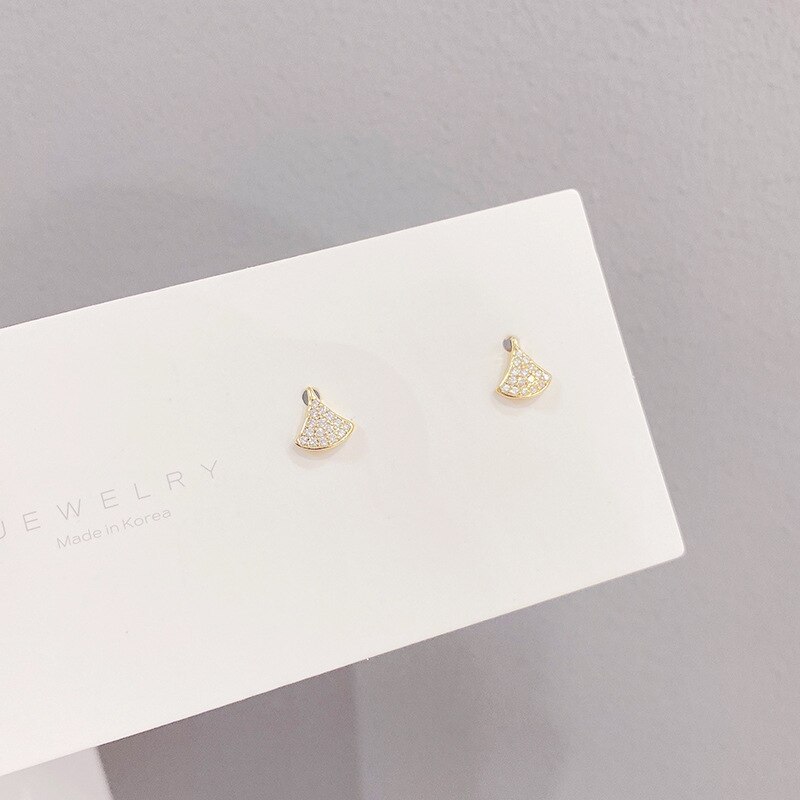 Sterling Silver Needle Skirt Earrings Female Korean Personality All-Matching Graceful Simple Fan-Shaped Diamond Earrings