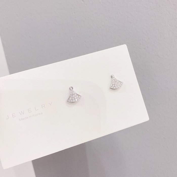 Sterling Silver Needle Skirt Earrings Female Korean Personality All-Matching Graceful Simple Fan-Shaped Diamond Earrings