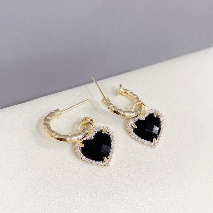 European Personalized Heart-Shaped Women's Stud Earrings Ins Fashion Jewelry Black Peach Heart S925 Silver Needle Earrings