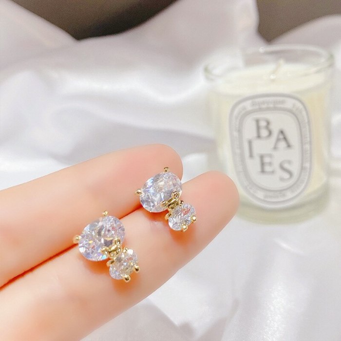Korean Bear Love Zircon Stud Earrings S925 Silver Needle Short Cute Earrings Jewelry
