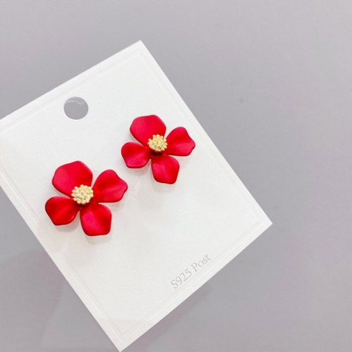 Red Petal Sterling Silver Needle Stud Earrings for Women New Fashion Earrings Simple Elegant Internet Popular Earrings