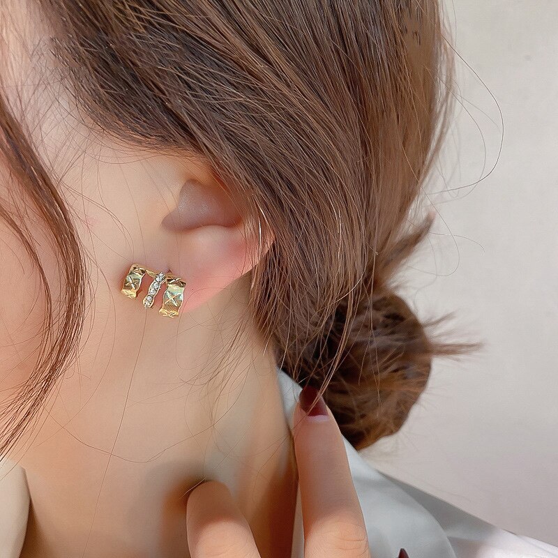 Sterling Silver Needle Fashion Silver Pin Earrings Exquisite Glossy Geometric Temperament Wild Ear Stud Earring Women