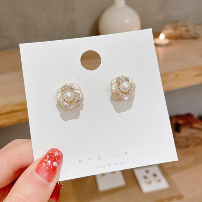 Korean Style 3D Micro-Inlaid Camellia Dripping Shell Stud Earrings Female Fresh Sweet Flower Stud Earrings