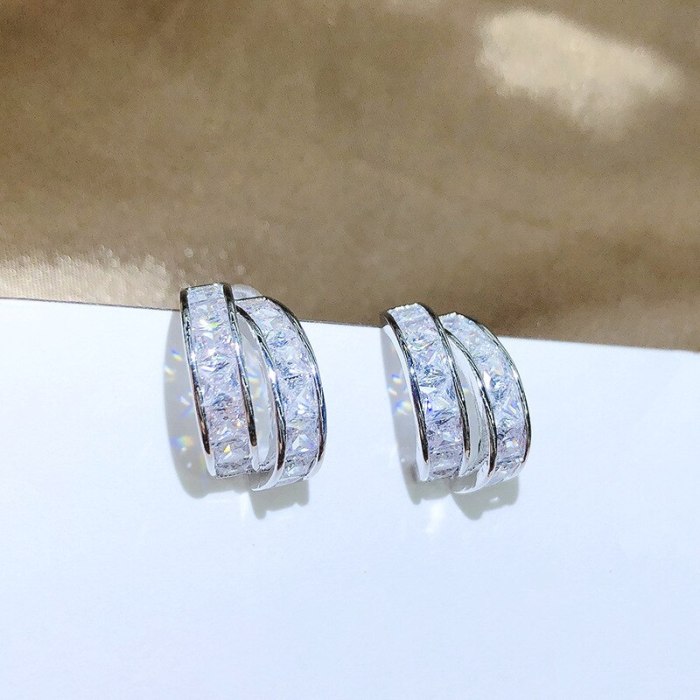Super Flash Sterling Silver Needle round Ring Earrings Micro Inlaid Zircon Temperament Ear Studs Female Accessories