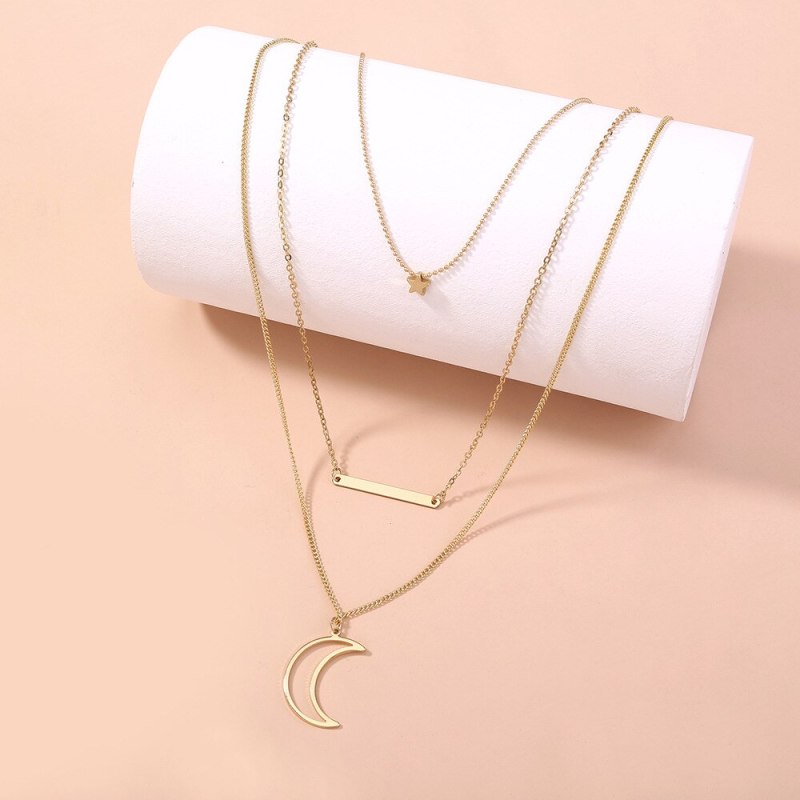 European and American Necklace Ornament Fashion Simple Five-Pointed Star Moon Necklace Ins Style Crescent Multi-Layer Necklace