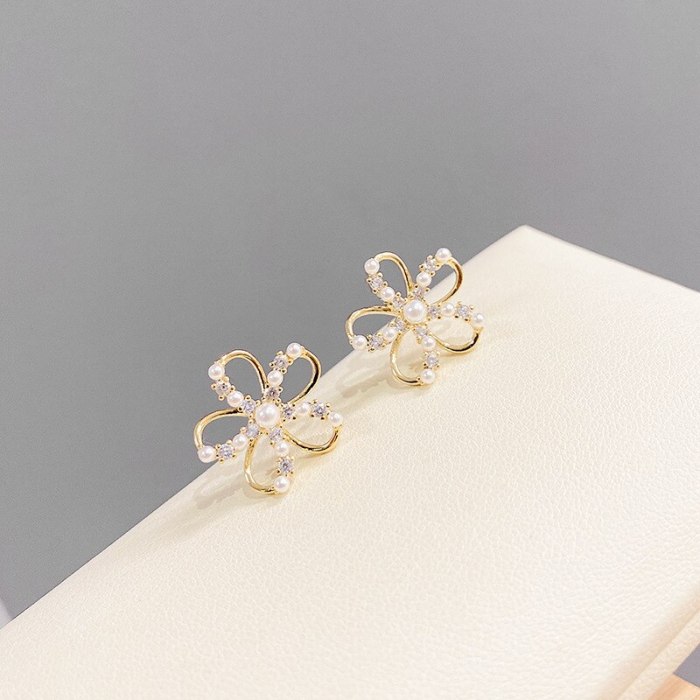 S925 Sterling Silver Needle Micro Inlaid Zircon Pearl Stud Earrings SUNFLOWER Personality Fashion French Earrings Women