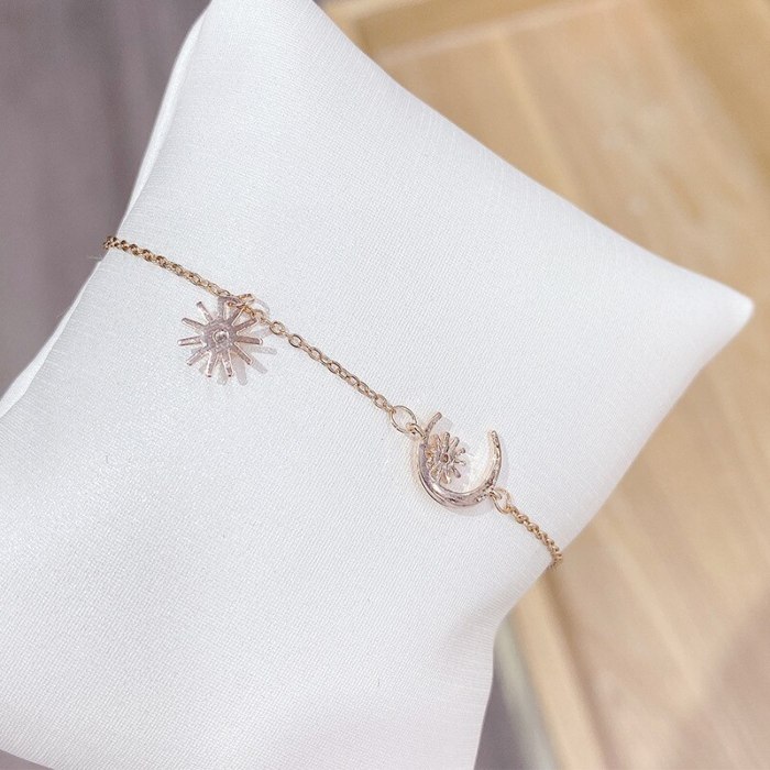Korean Bracelet Sweet Star Moon Bracelet Online Influencer Fashion Design Bracelet Ornament Wholesale