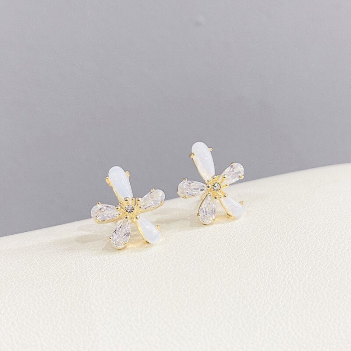 Korean Sterling Silver Needle Zircon Hollow Flower Earrings Petals Fresh All-Match Temperamental Stud Earrings