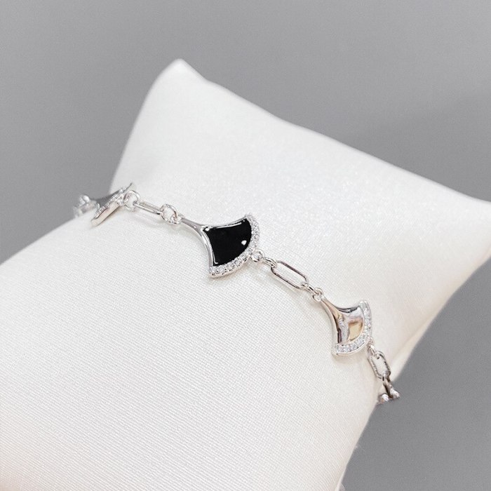 Fashion Skirt Bracelet Small Fan-Shaped Black Agate European and American Elegant Women's Internet Celebrity Bracelet Bracelet