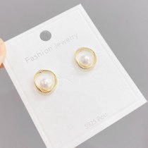Sterling Silver Needle Simple Style French Style Retro Stud Earrings Pearl and Circle Earrings Graceful Earrings