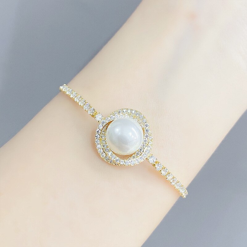 Petal Pearl Bracelet Ins Special-Interest Design Korean Simple Personalized Cold Style Adjustable Pull Hand Jewelry