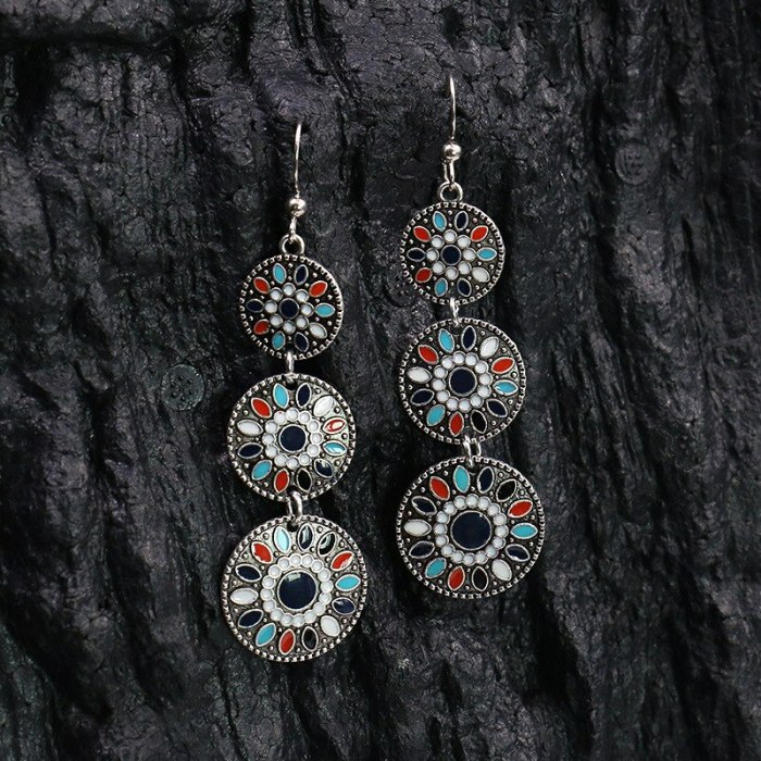 European and American Fashion Hollowed-out Metal Alloy Earrings Set Retro Color Earrings Diamond Flower Accessories Combination