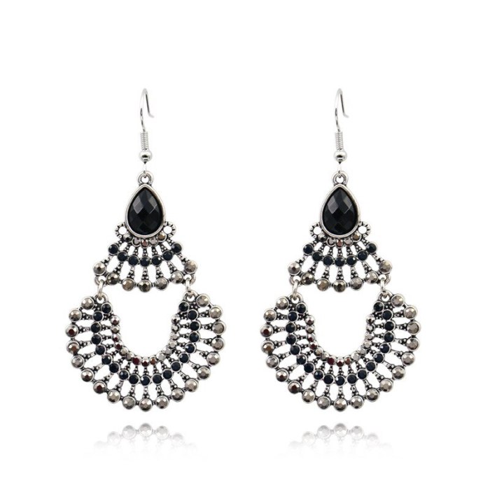Personalized Earrings Women's European and American Fashion Diamond Accessories Bohemian Creative round Retro Earrings Wholesale