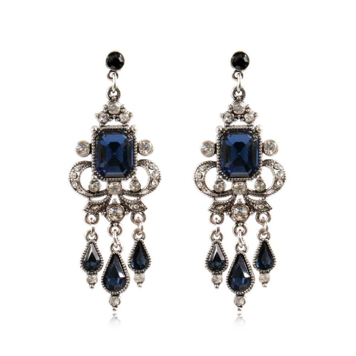 New Arrival Crystal Earrings for Women European and American Trendy Court Style Earrings Vintage Gold Tassel Eardrop Jewelry