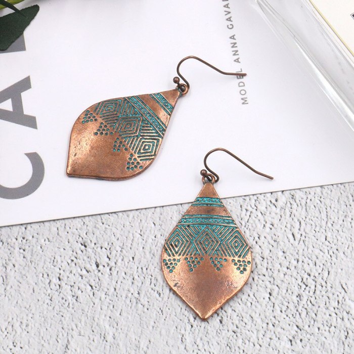 Ornament Europe and America Cross Border Exaggerated Personalized Alloy Geometric Antique Trend New Earrings Wholesale