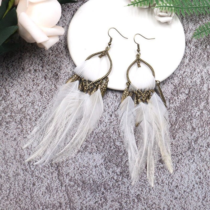 New Wild Feather Dangle Earrings Wholesale European and American Exaggerated Ear Jewelry Cross-Border Tassel Accessories