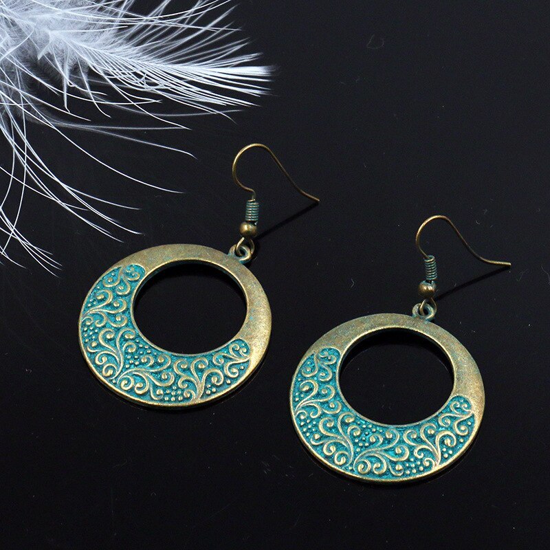 Retro Circle Metal Alloy Earrings Women's European and American Fashion Popular Accessories Personalized Circle Ornament