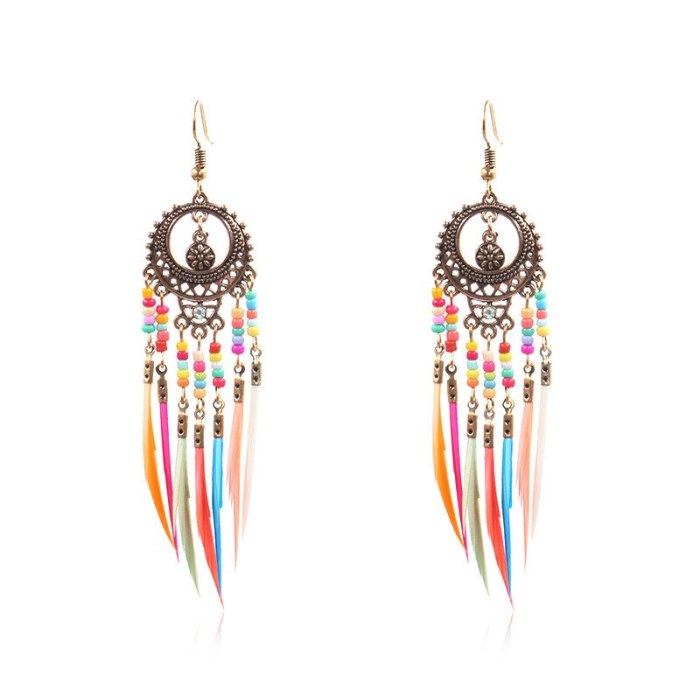 New round Hollow Exquisite Earrings Bohemian Fashion Feather Tassel Earrings Exotic Ornament Wholesale