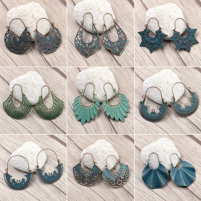 Vintage Earrings European and American Alloy Woven U-Shaped Flower Basket Exaggerated Carved Eardrops Earrings Wholesale