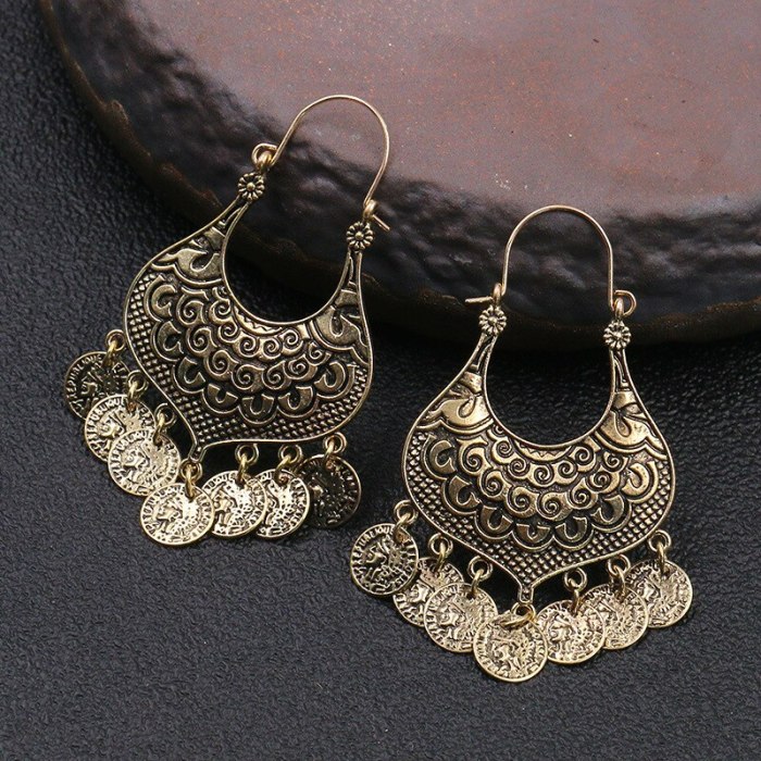 Ethnic Style Earrings Women's Nepal Retro Alloy Ornament European and American Popular U-Shaped Exaggerated Long Earrings