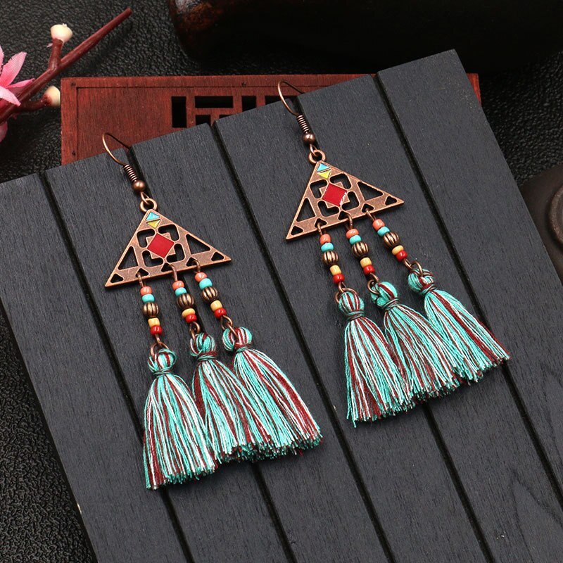 European and American Fashion Long Tassel Earrings Women's Fashion Bead Turquoise Accessories Hot Sale Exaggerated Jewelry