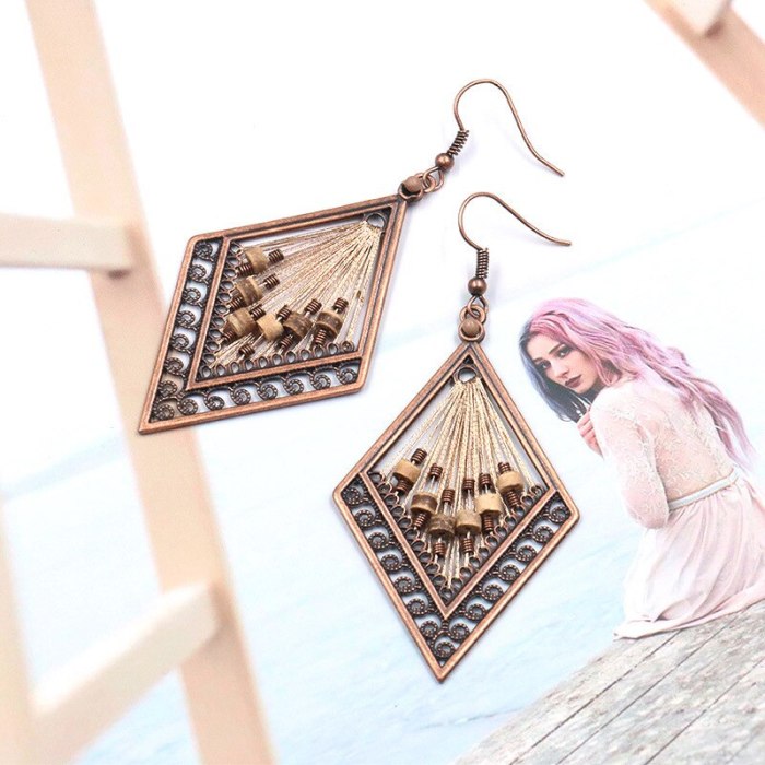 Fashion Personality European and American Trend New Hand-Woven Earrings Creative Diamond Wooden Bead Accessories Ornament