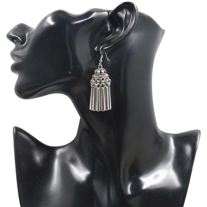 European and American Personalized Gypsy Ethnic Earrings Fashion Antique Silver Tassel Earrings Cross-Border Bohemian Ornament