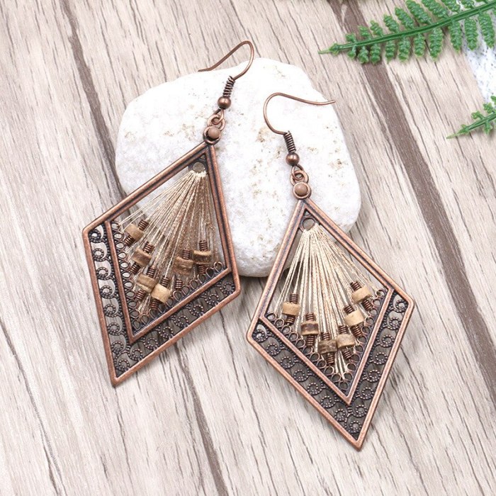 Vintage Earrings Women's European and American Fashion Drop-Shaped Hand-Woven Earrings Cross-Border Exaggerated Ear Jewelry