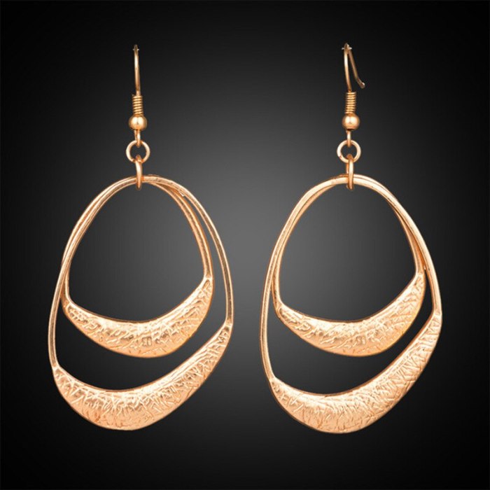 European and American Current Geometry Alloy Earring Women's Popular Asian Gold Silver Earrings Women's Exaggerated Jewelry