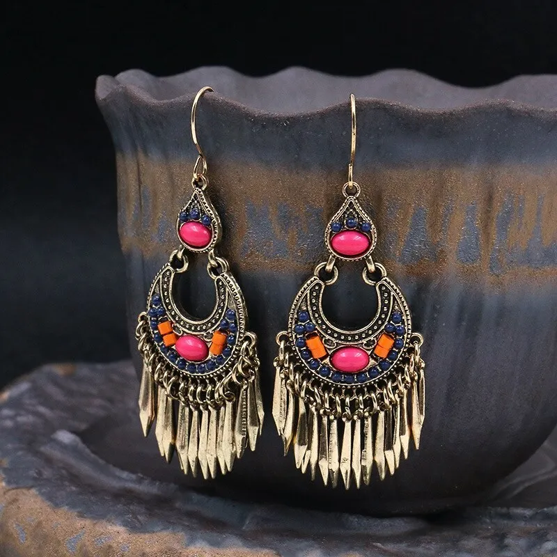 European and American Bohemian Alloy Long Earrings Retro Tassel Pendant Gem Earrings Eye-Catching Accessories